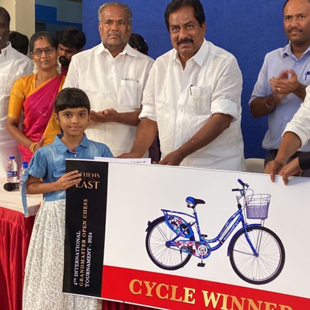 online chess classes student trophy Coimbatore coaching centre chess winner